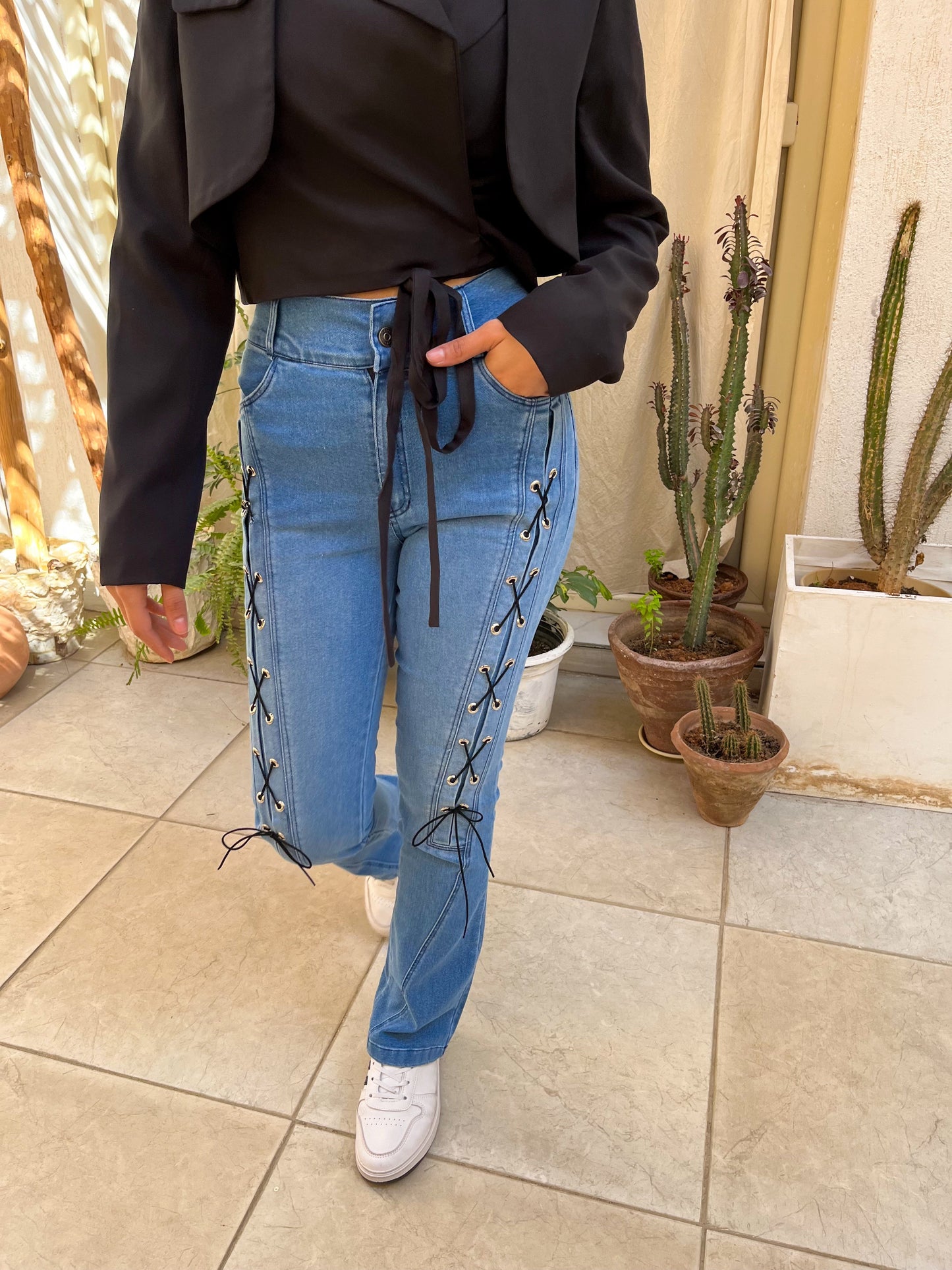 Straps Light Jeans Pants