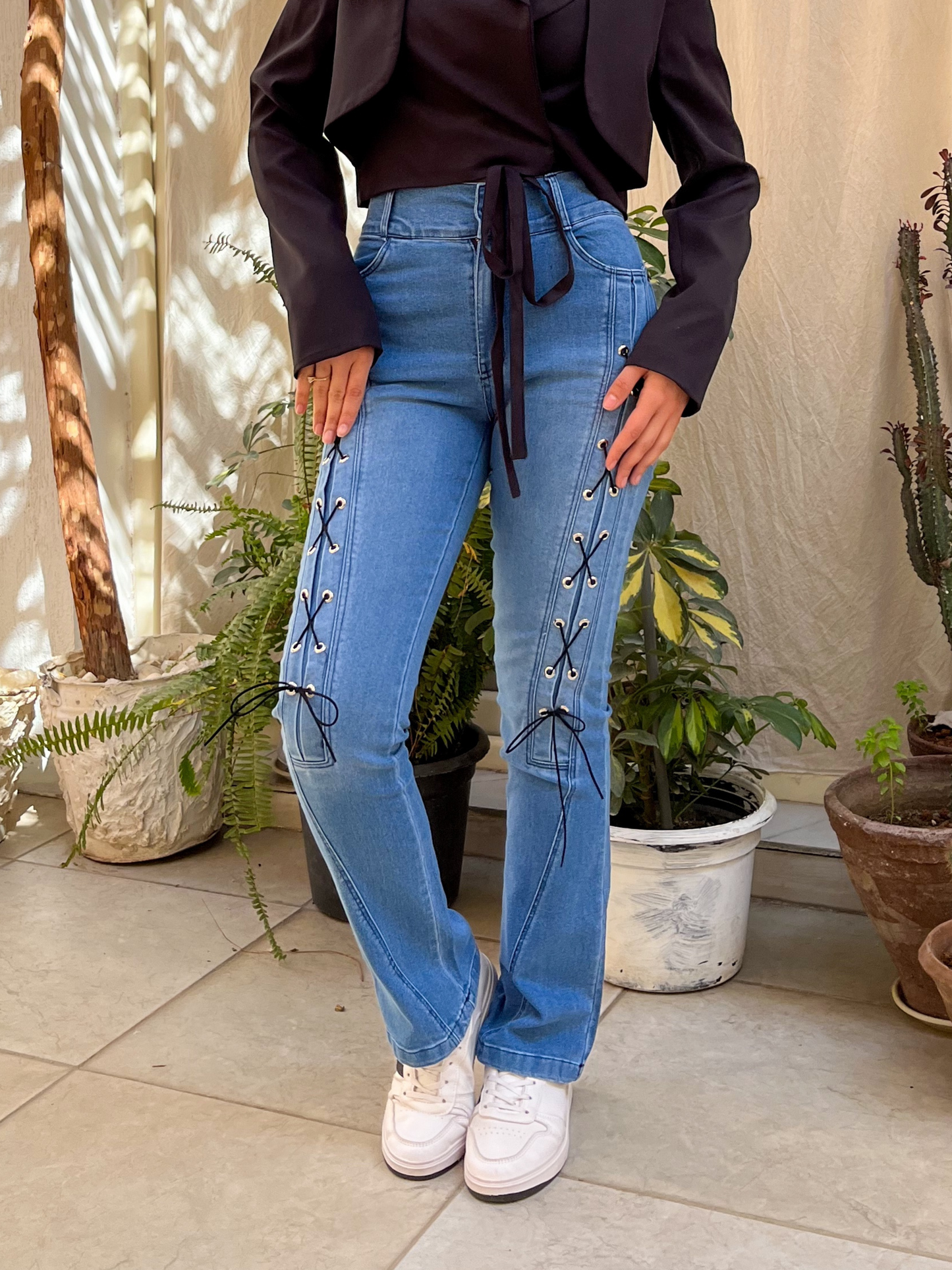 Straps Light Jeans Pants