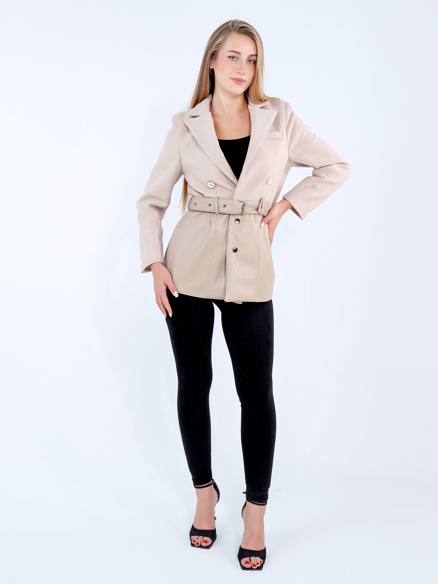 Leather and Wool Jacket – A Perfect Blend of Style and Warmth